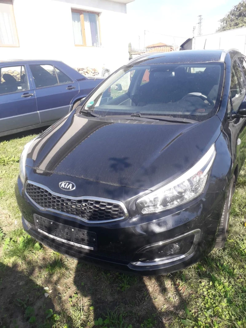 Kia Ceed 1.4, снимка 1 - Автомобили и джипове - 47512472