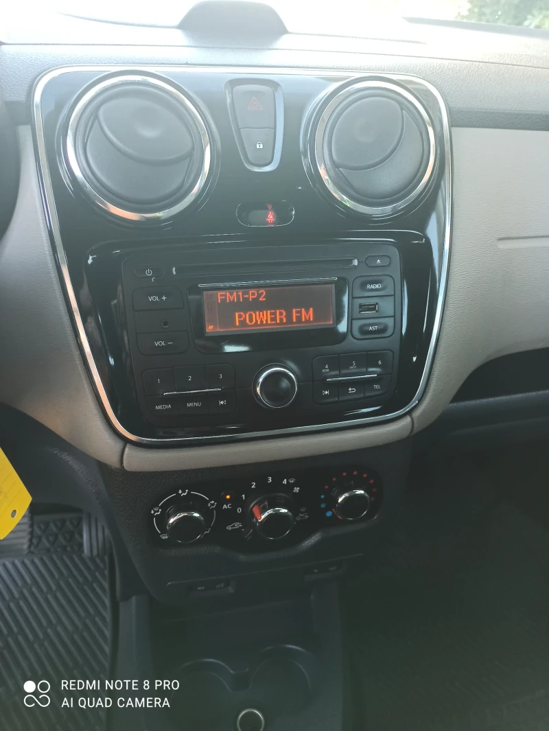 Dacia Lodgy 1.2, снимка 9 - Автомобили и джипове - 49138609