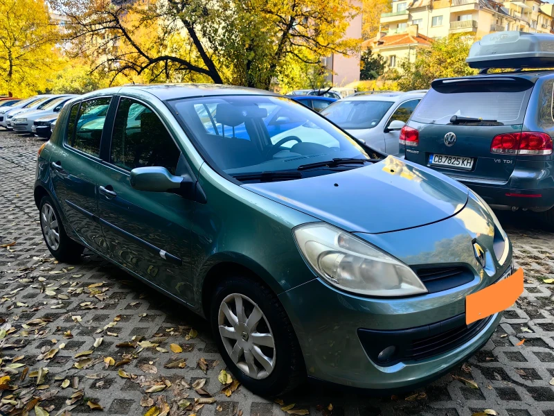 Renault Clio, снимка 2 - Автомобили и джипове - 47777339