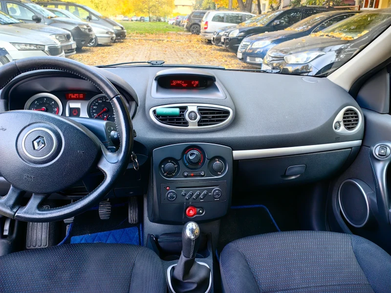 Renault Clio, снимка 10 - Автомобили и джипове - 47777339