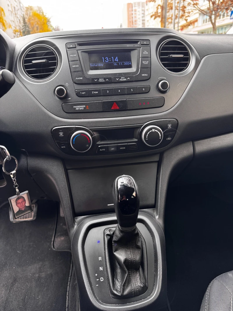 Hyundai I10 1.2 , снимка 10 - Автомобили и джипове - 48120469