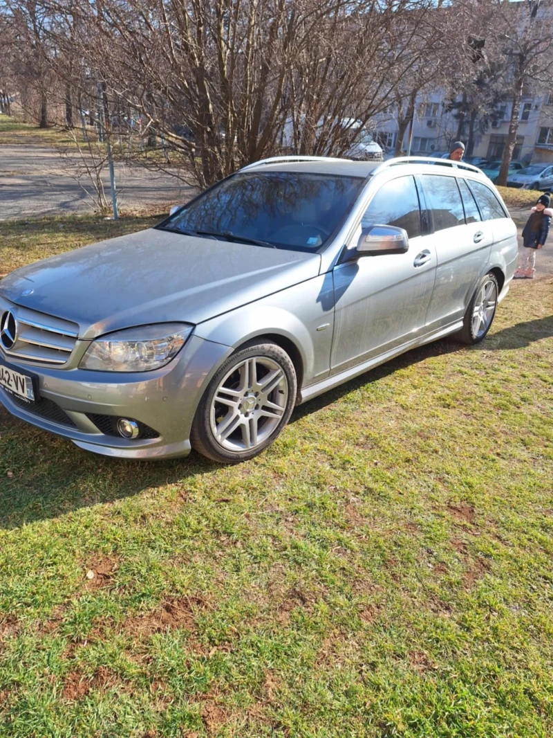 Mercedes-Benz C 320, снимка 3 - Автомобили и джипове - 49181231