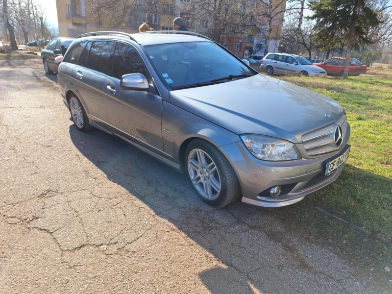 Mercedes-Benz C 320, снимка 2 - Автомобили и джипове - 49181231