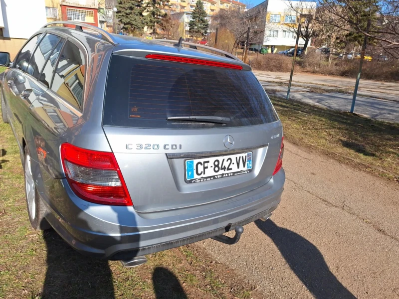 Mercedes-Benz C 320, снимка 5 - Автомобили и джипове - 49181231