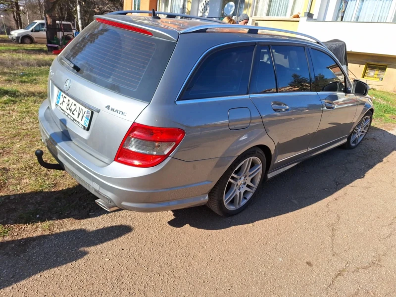 Mercedes-Benz C 320, снимка 4 - Автомобили и джипове - 49181231