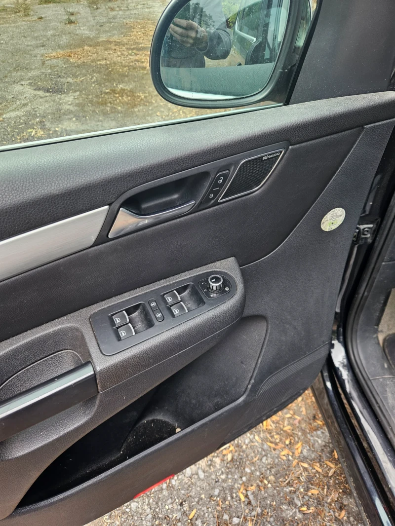 VW Sharan 2.0tsi, снимка 7 - Автомобили и джипове - 52657154