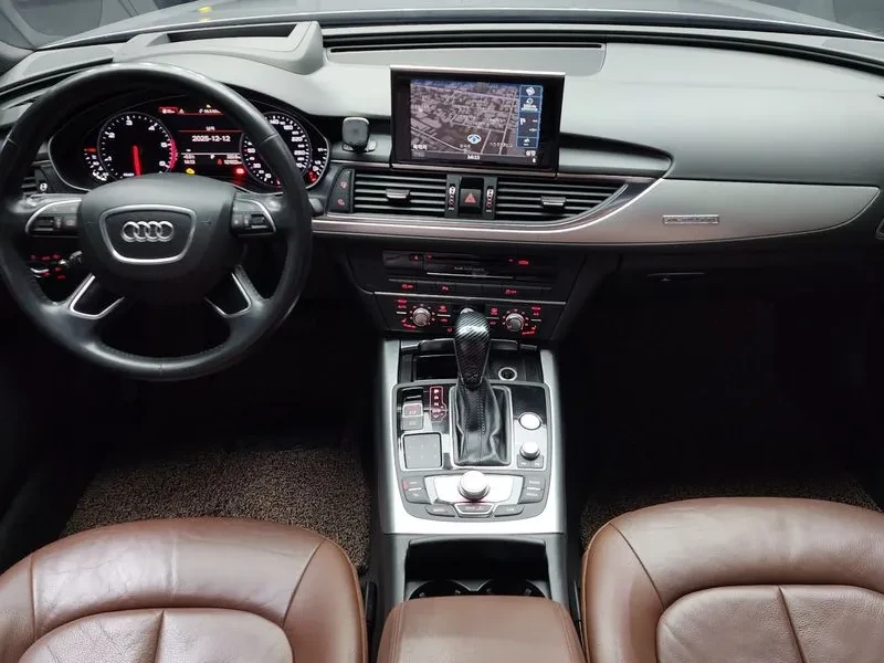 Audi A6 2.0 TDI Quattro, снимка 7 - Автомобили и джипове - 54561210