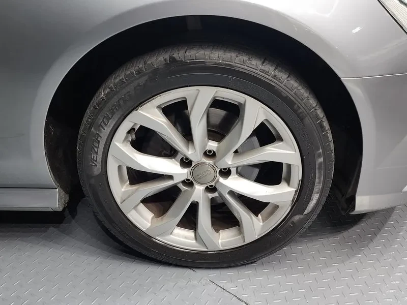 Audi A6 2.0 TDI Quattro, снимка 5 - Автомобили и джипове - 54561210
