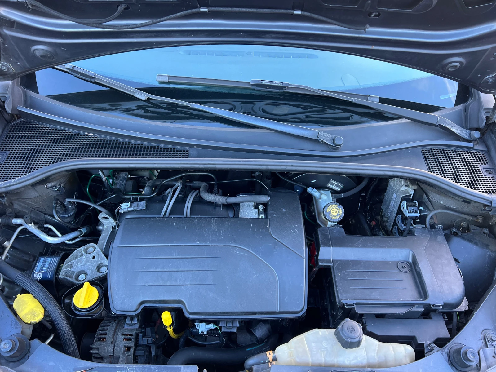 Renault Clio 1.2 бенз КЛИМАТРОНИК | Mobile.bg — изображение 14