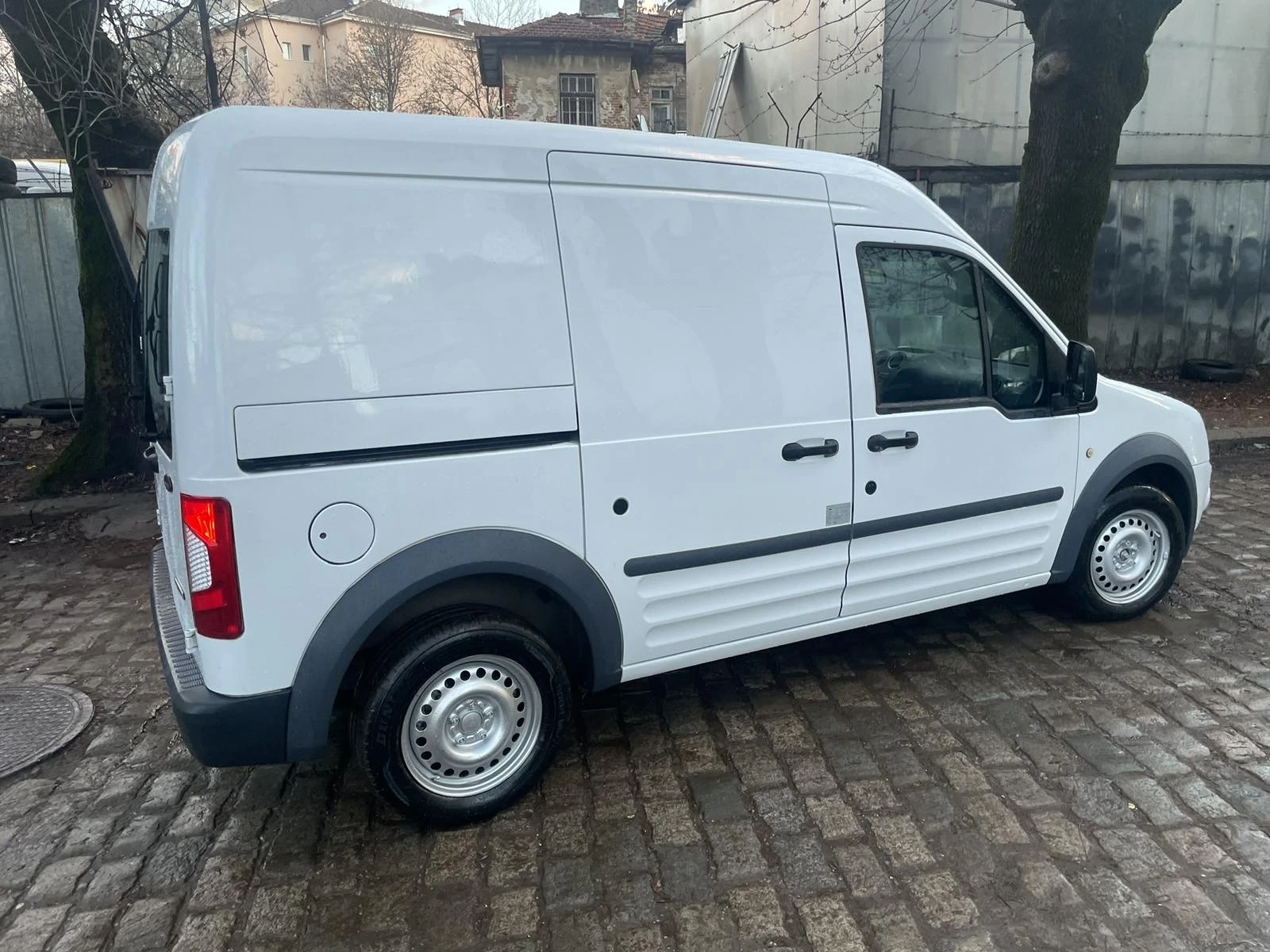 Ford Connect 1.8TDCi - изображение 9