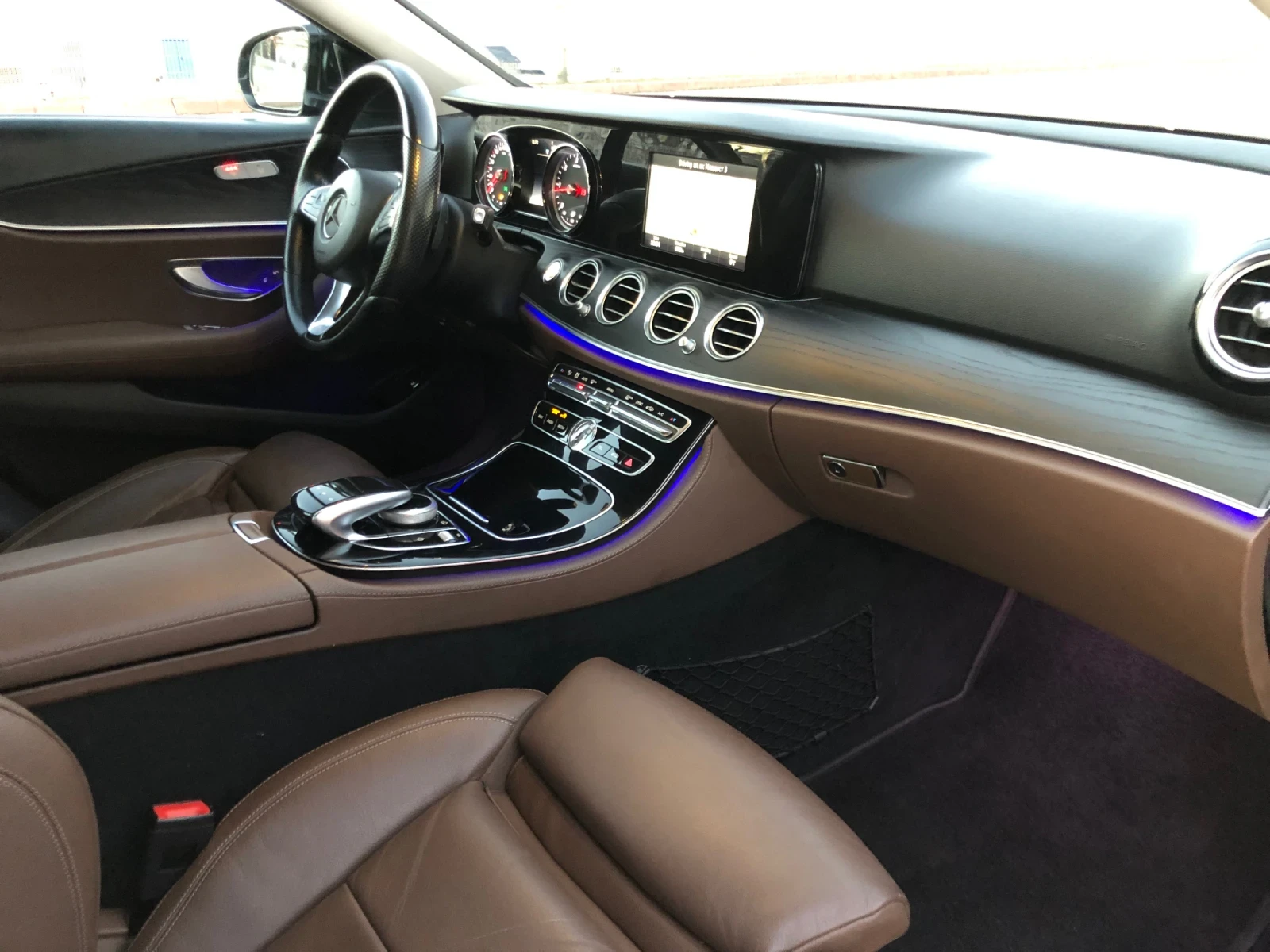 Mercedes-Benz E 220 AMG PACKET-360* + --Park Assis | Mobile.bg   12