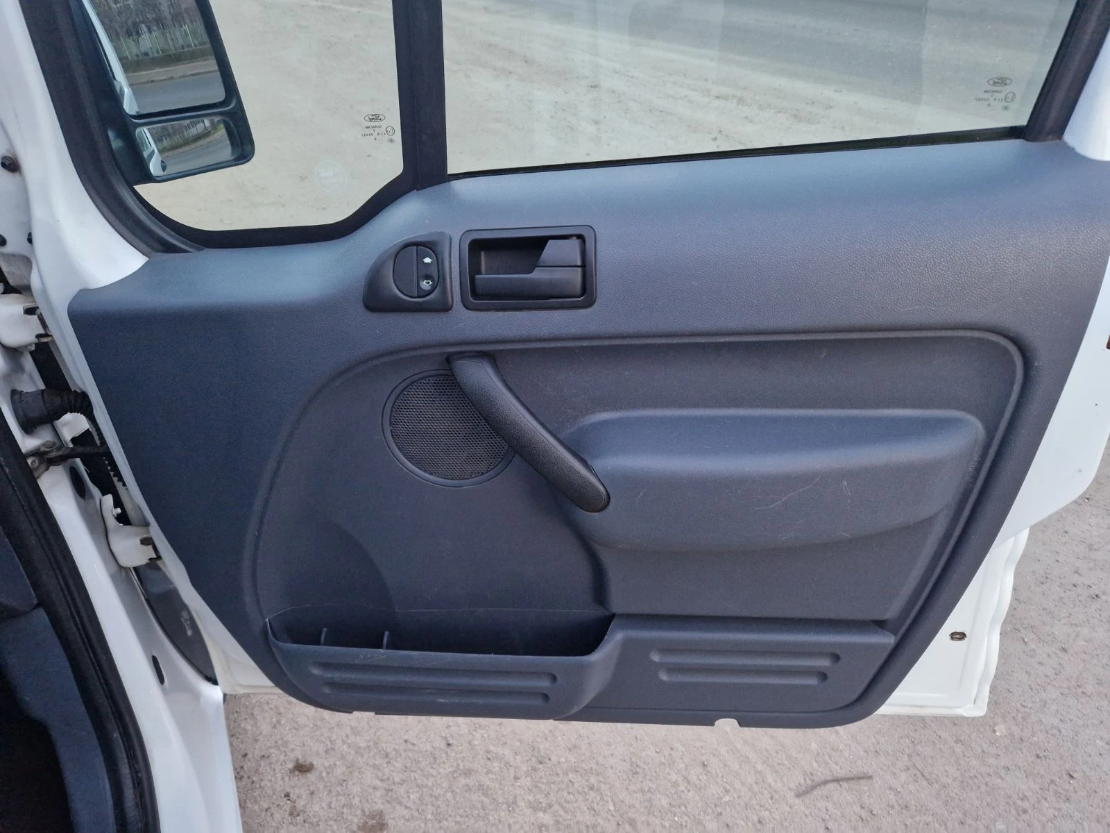 Ford Connect 1, 8 TDCI - изображение 9