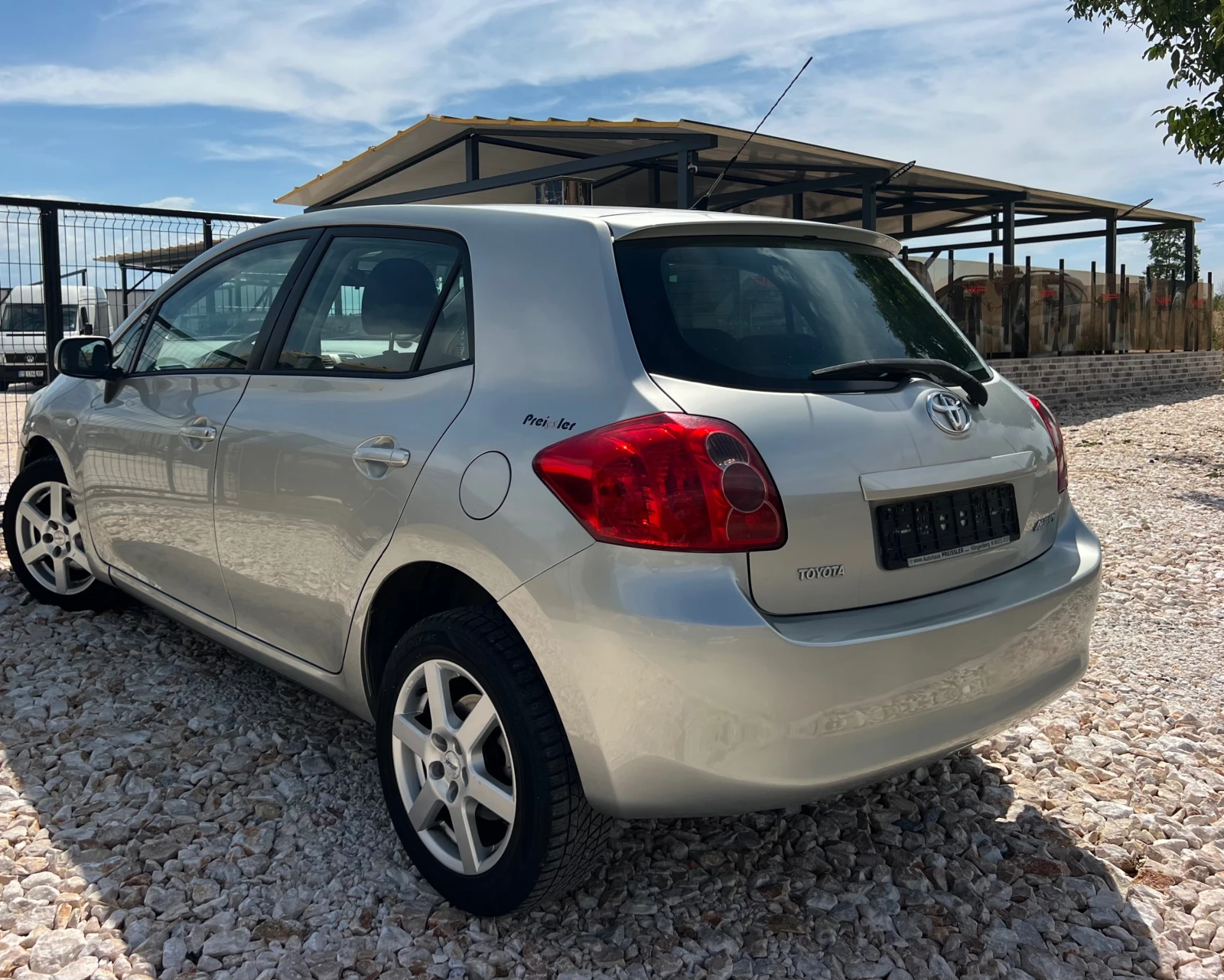 Toyota Auris 2.0D-4D KLIMATRONIK/6sk/UNIKAT - изображение 4