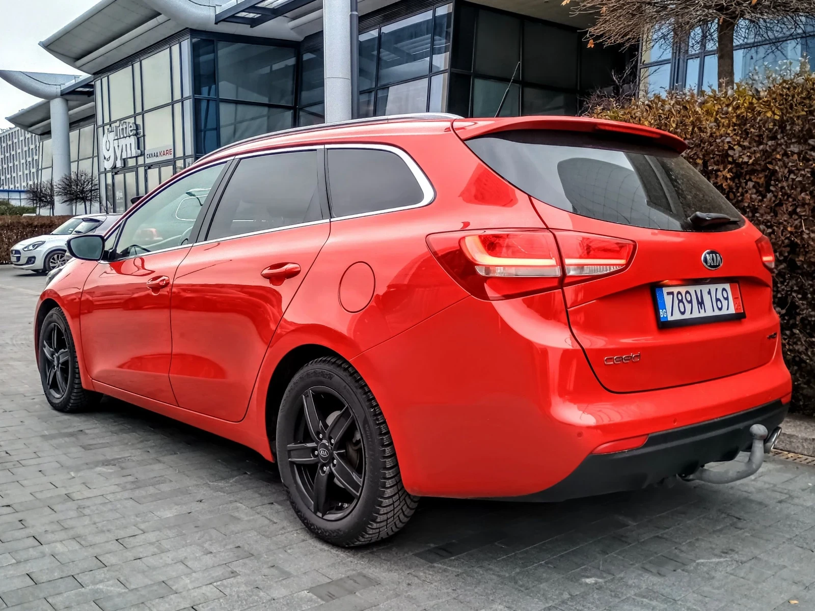 Kia Ceed * GT LINE * КОЛЕДНА ПРОМОЦИЯ * СЕРВИЗНИ ДОКУМЕНТИ  - изображение 5