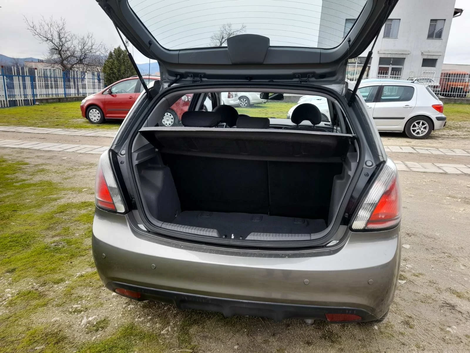 Kia Rio 1.4 ������ | Mobile.bg � ����������� 13