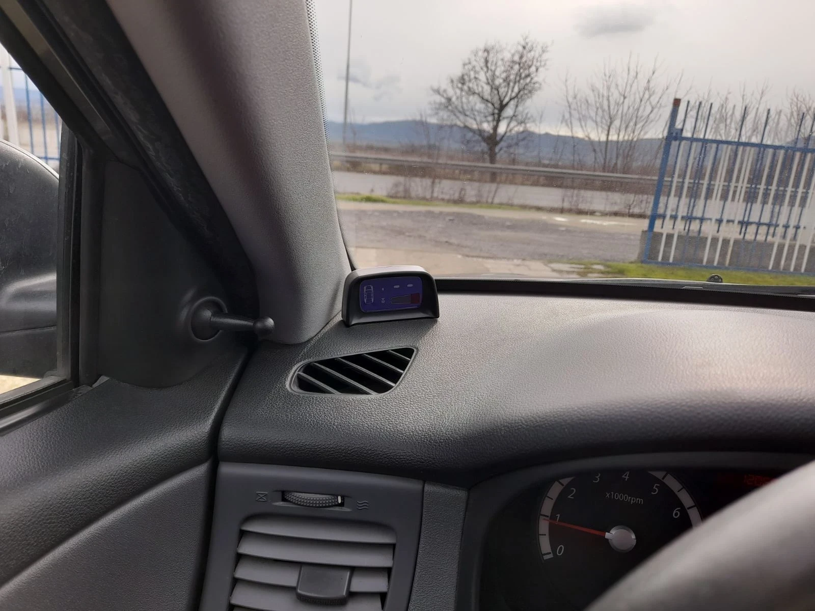 Kia Rio 1.4 ������ | Mobile.bg � ����������� 12