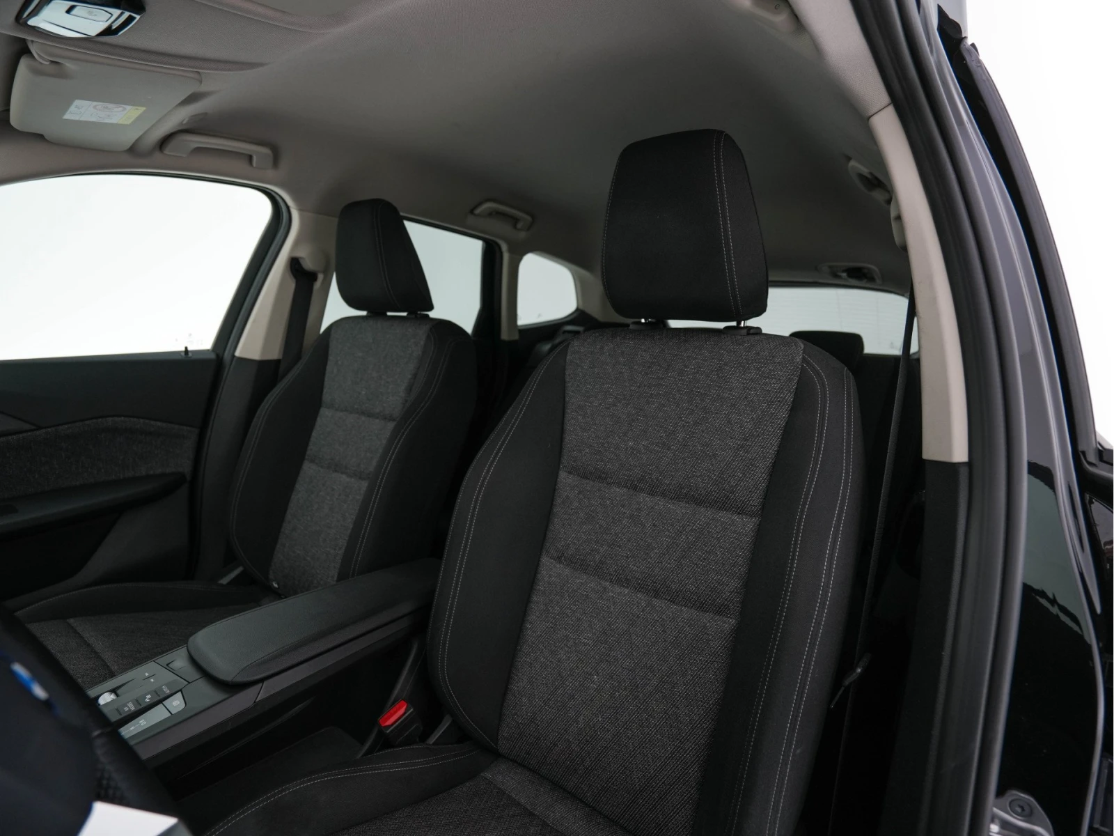 BMW iX1  65 kWh - xDrive Лизинг, снимка 8 - Автомобили и джипове - 53796371