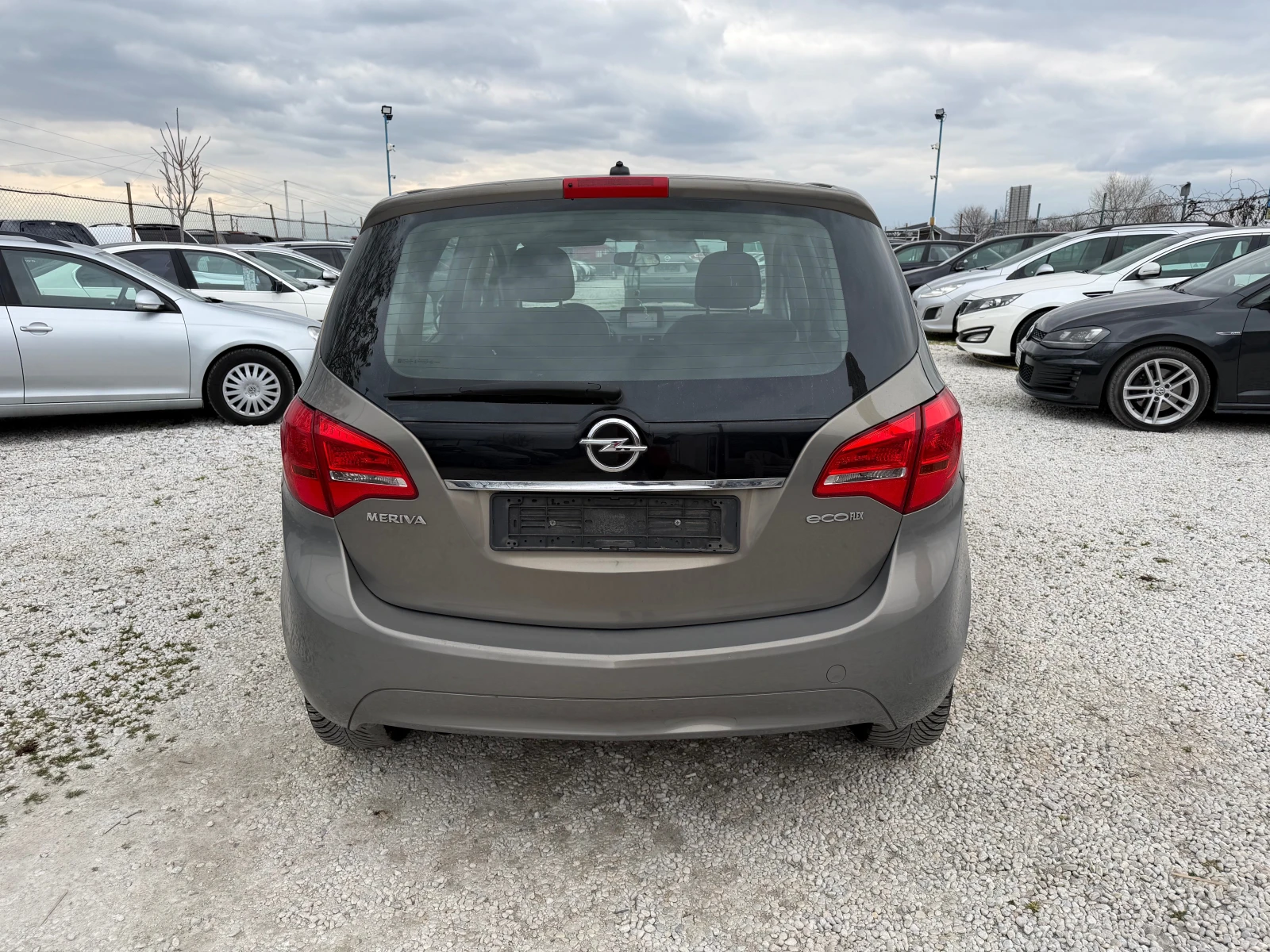 Opel Meriva 1.3CDTI, снимка 2 - Автомобили и джипове - 53914203