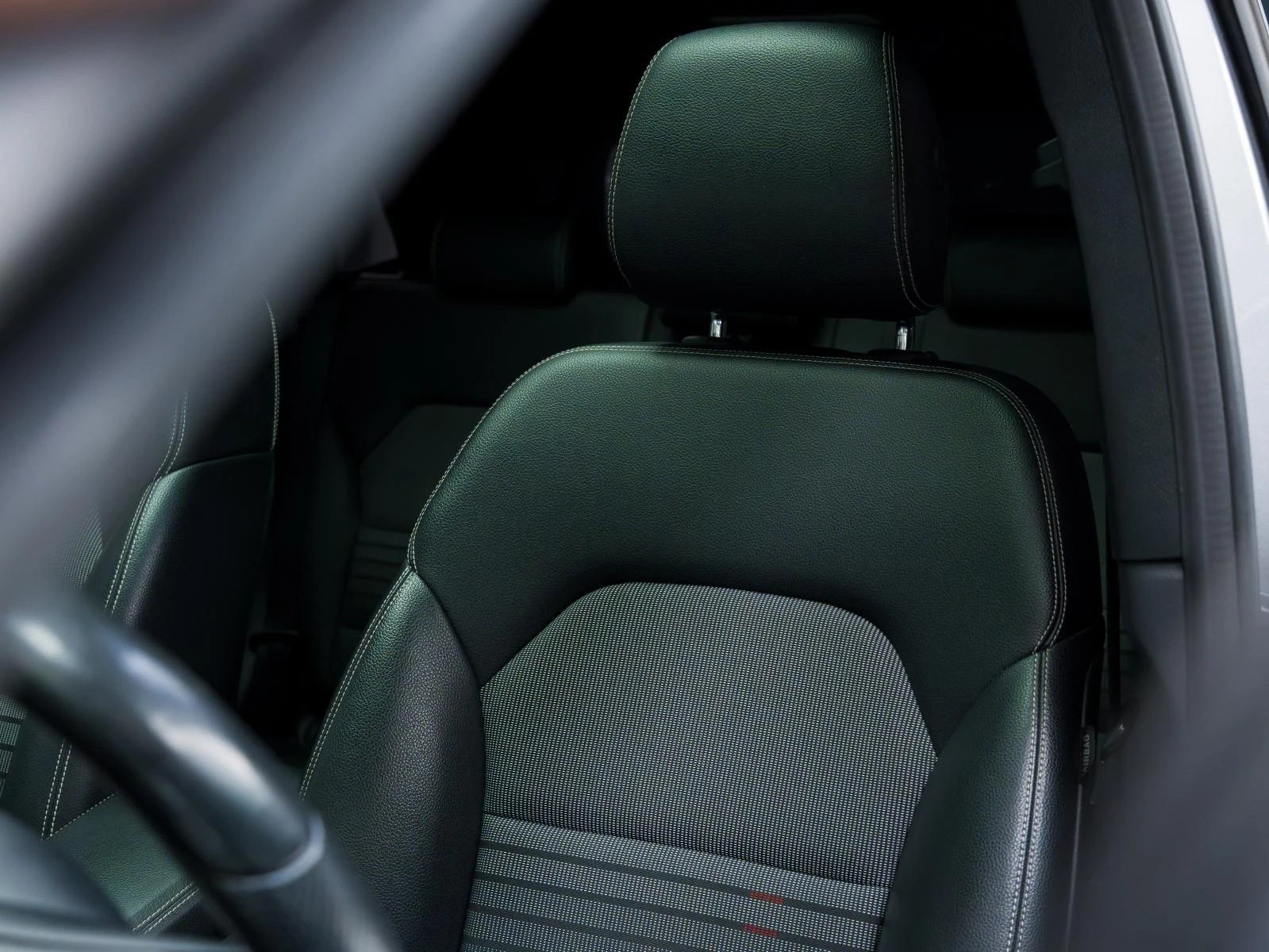 Mercedes-Benz B 220 B 220d* CDI* SPORTS TOURER* ПОДГРЕВ* ПАНО* BlueEFF, снимка 13 - Автомобили и джипове - 53949952