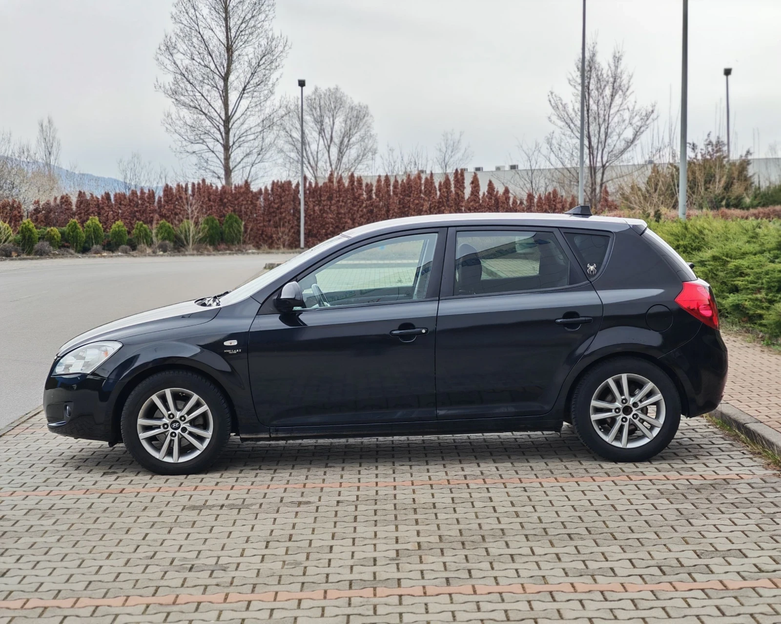 Kia Ceed 1.6 crdi, 115 hp, снимка 5 - Автомобили и джипове - 54045813