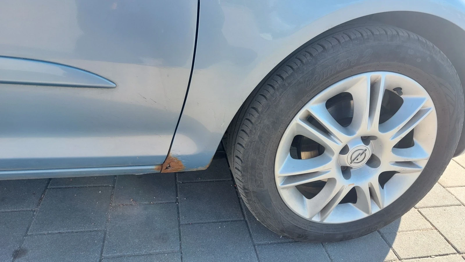 Opel Corsa 1.4 i - автоматик, снимка 15 - Автомобили и джипове - 54247559