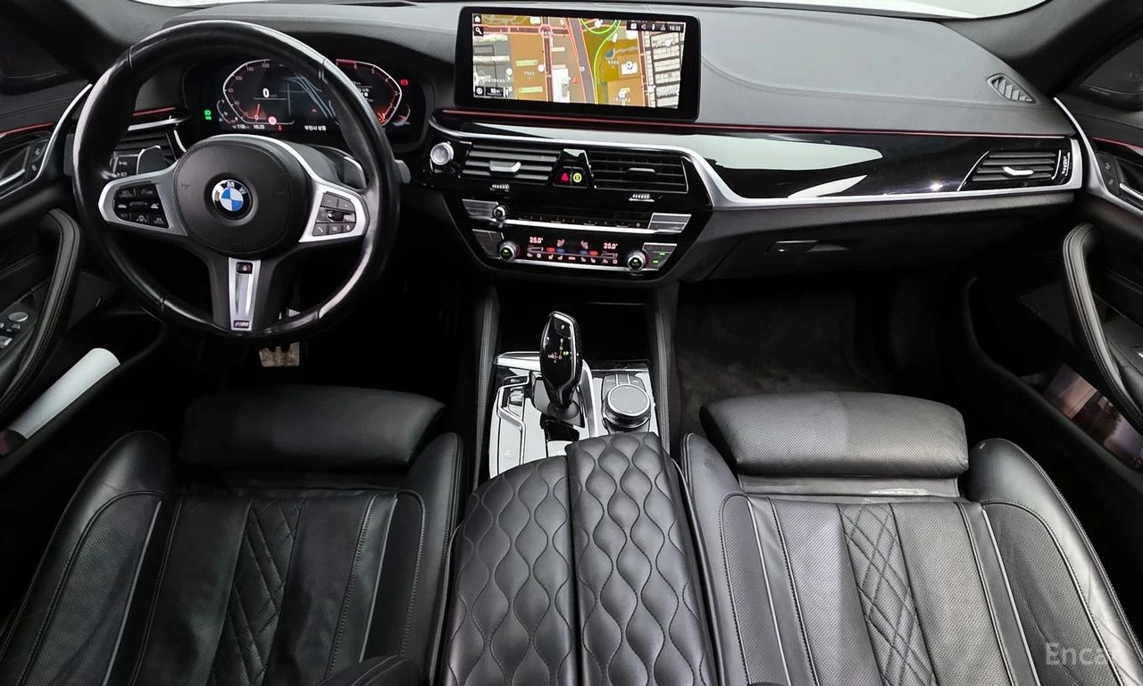 BMW 530 M* SPORT* HARMON* KARDON* ОБДУХВАНЕ* ХЕДЪП* 360КАМ, снимка 6 - Автомобили и джипове - 54932691
