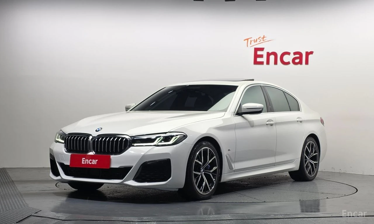 BMW 530 M* SPORT* HARMON* KARDON* ОБДУХВАНЕ* ХЕДЪП* 360КАМ
