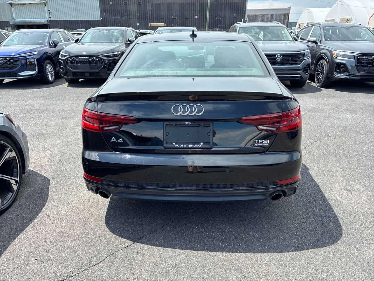 Audi A4 PROGRESSIV S-LINE* АВТОКРЕДИТ* , снимка 4 - Автомобили и джипове - 54958705