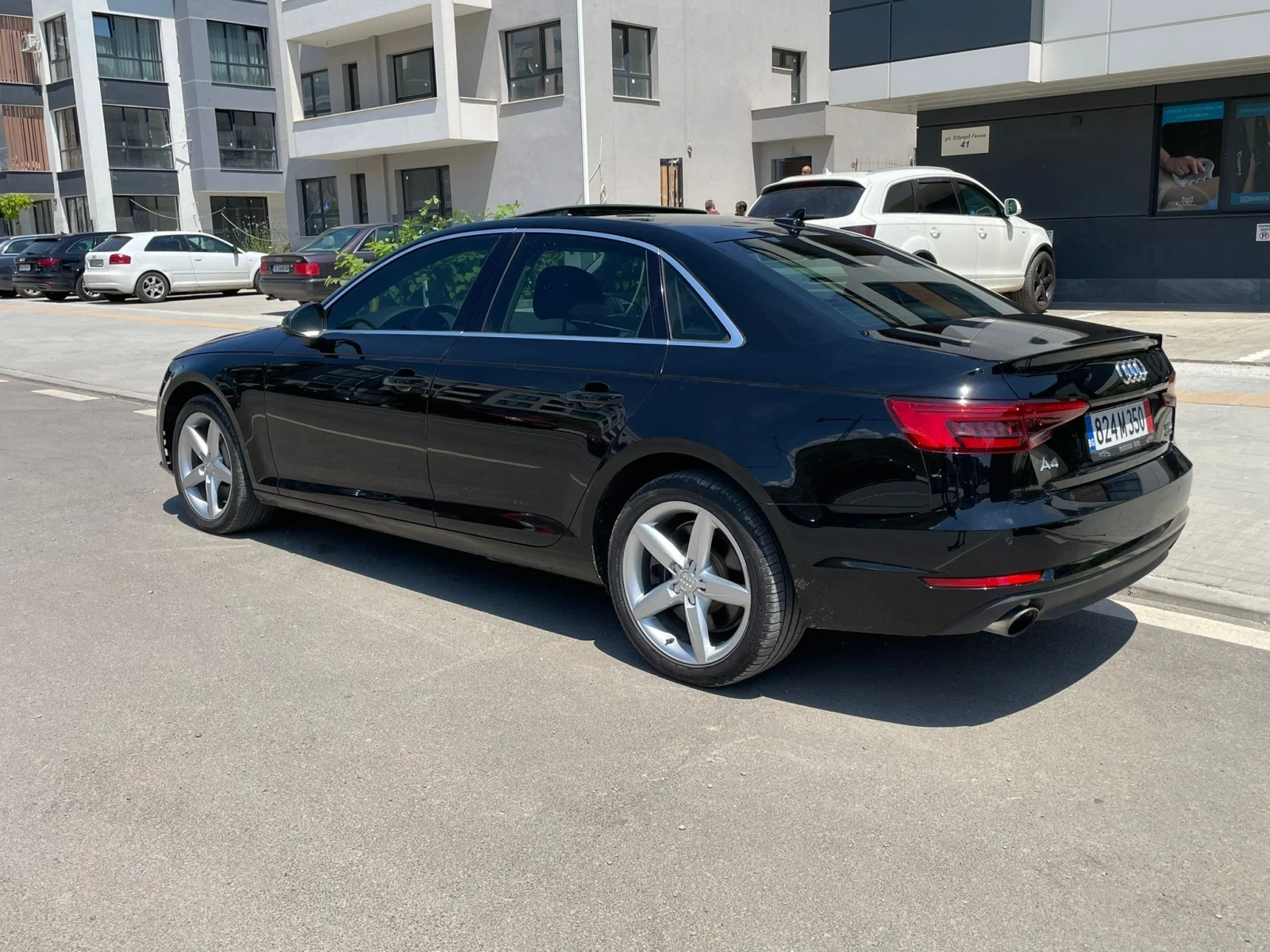 Audi A4 2.0 TFSI, снимка 3 - Автомобили и джипове - 54982709