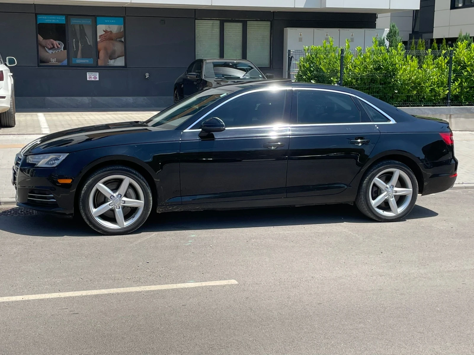 Audi A4 2.0 TFSI, снимка 4 - Автомобили и джипове - 54982709