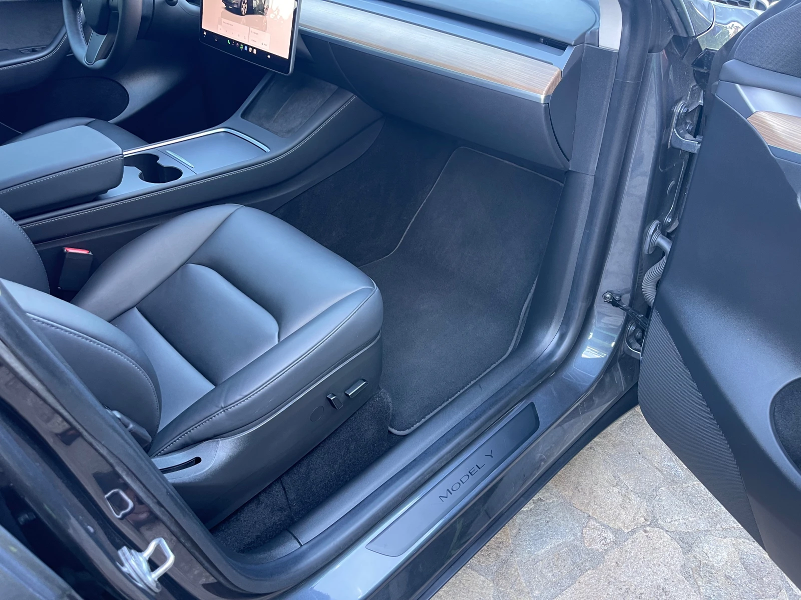 Tesla Model Y Европейска LongRange 4x4, снимка 5 - Автомобили и джипове - 55075482