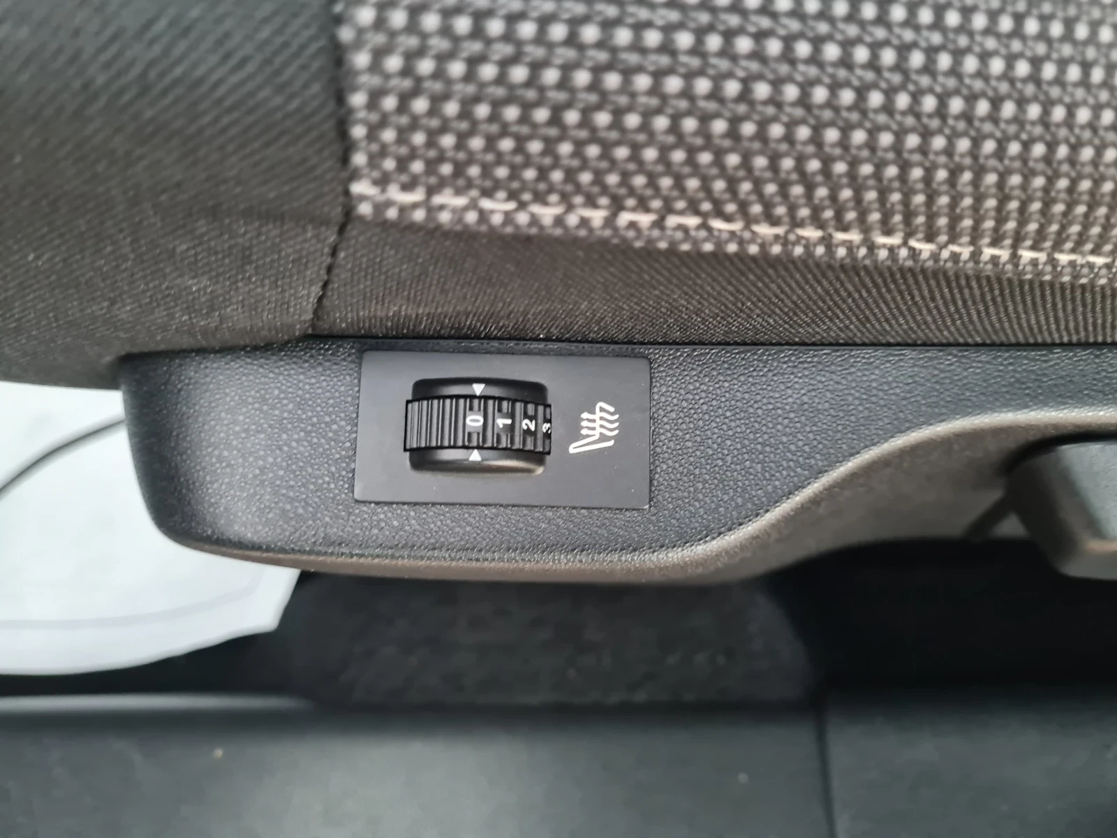 Citroen C4 Cactus 1.6 HDi 100p.s EVRO 6B  | Mobile.bg � ����������� 15