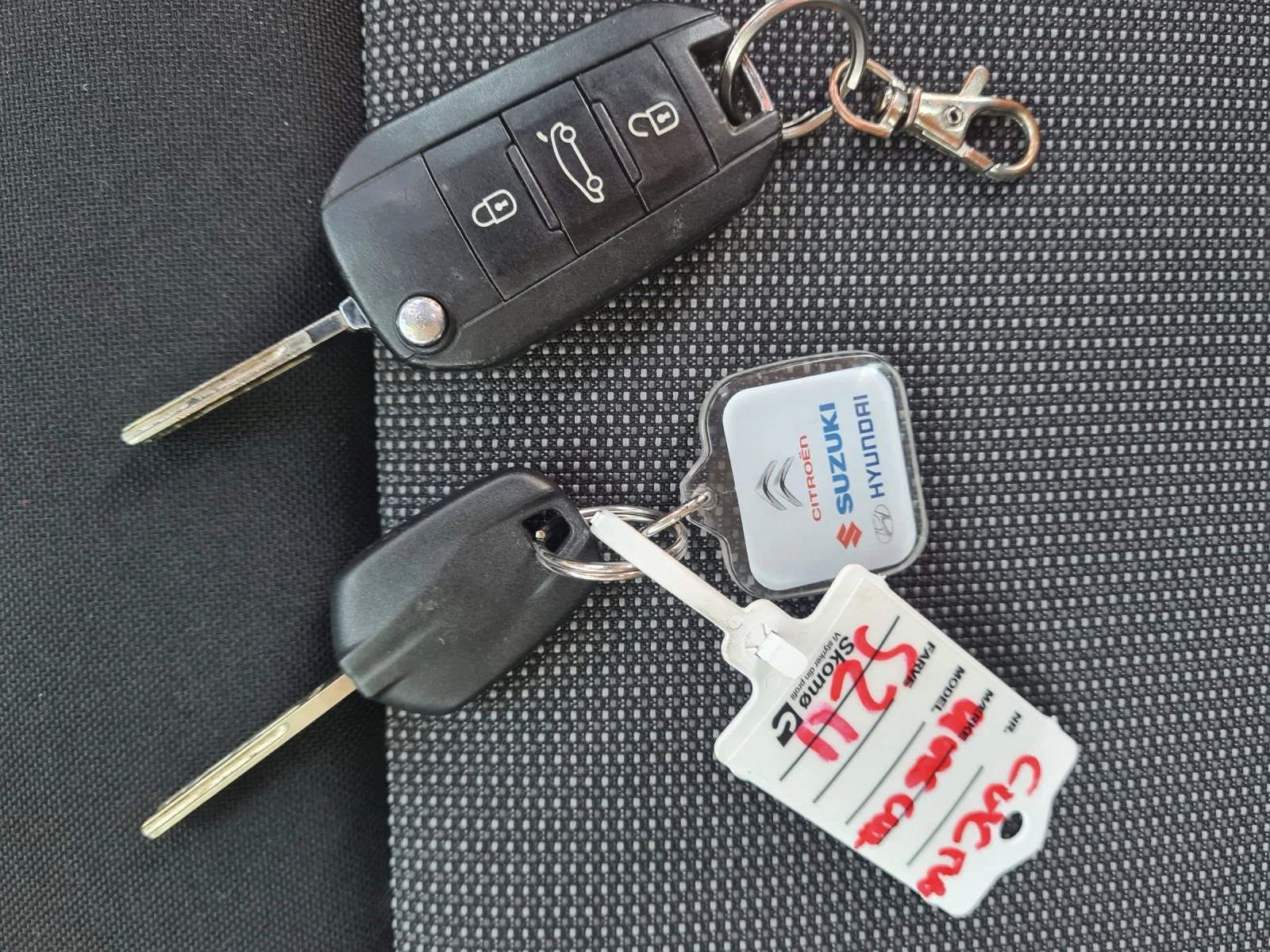 Citroen C4 Cactus 1.6 HDi 100p.s EVRO 6B  | Mobile.bg � ����������� 17