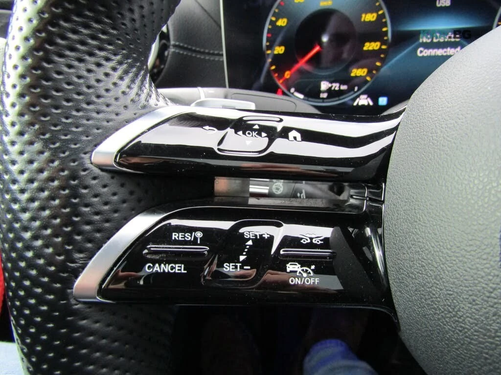 Mercedes-Benz E 450 Pano* АвтоКредит * (ЦЕНА ДО БГ), снимка 15 - Автомобили и джипове - 55104913
