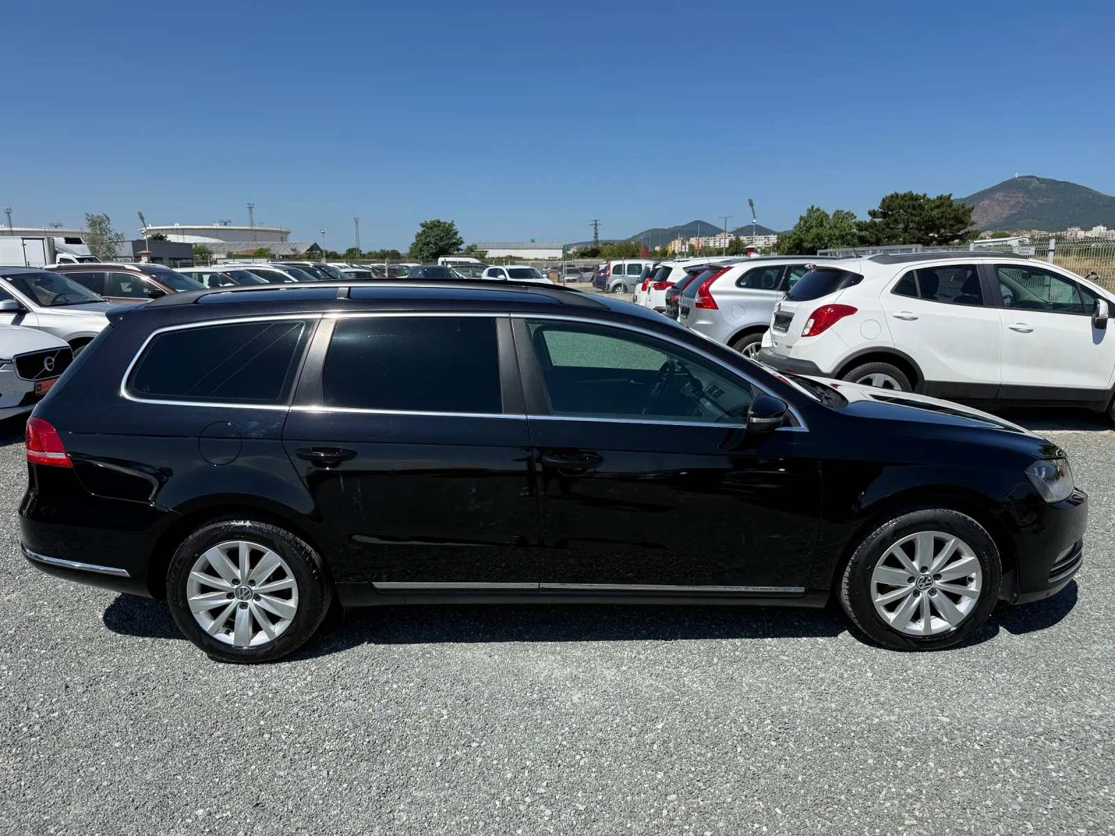VW Passat (KATO НОВА), снимка 4 - Автомобили и джипове - 55363190