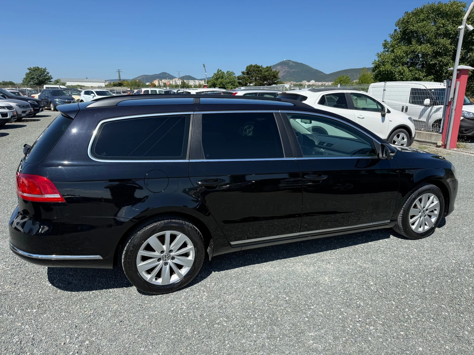 VW Passat (KATO НОВА), снимка 5 - Автомобили и джипове - 55363190