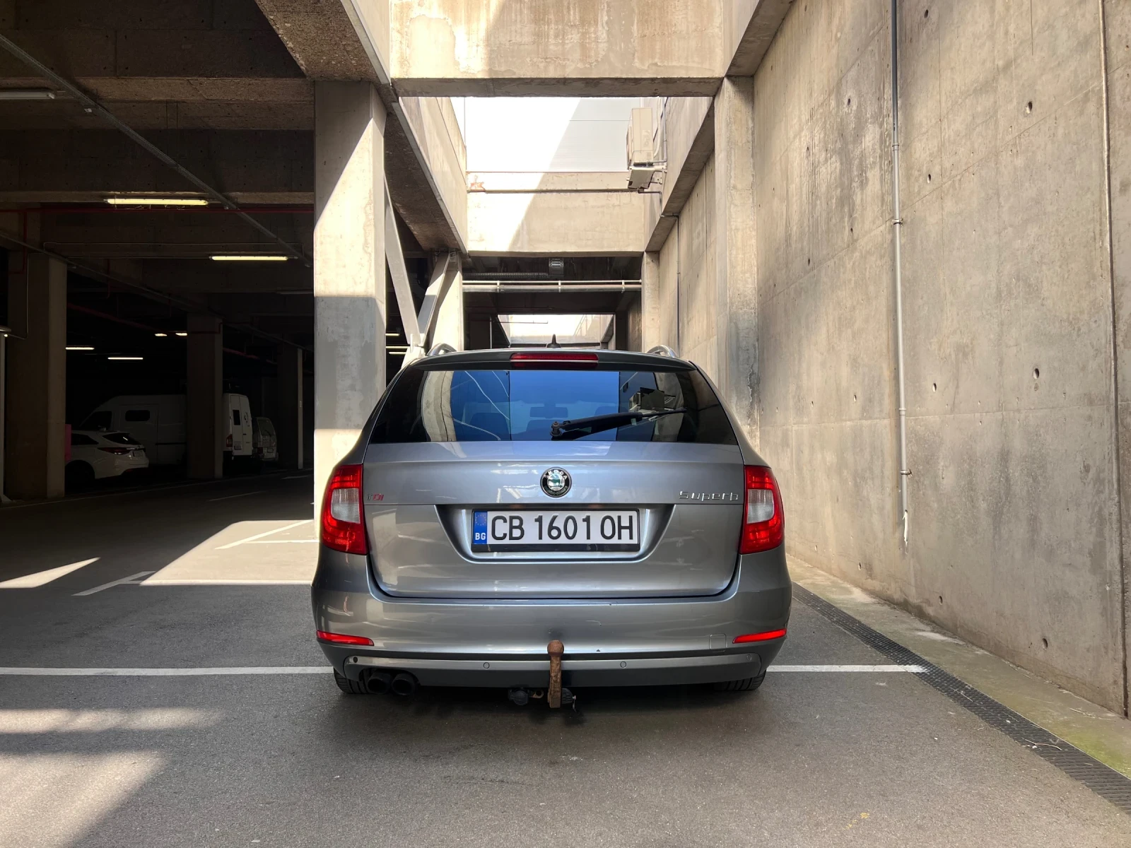 Skoda Superb 2.0 TDI 170кс, снимка 2 - Автомобили и джипове - 55537325