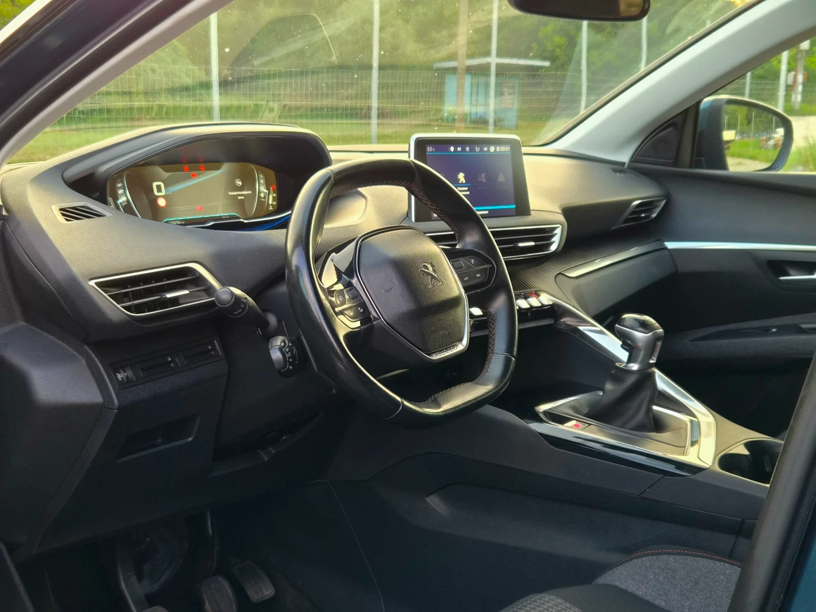 Peugeot 5008 1.6HDI 120k NAVI/DIGITAL , снимка 8 - Автомобили и джипове - 55623222