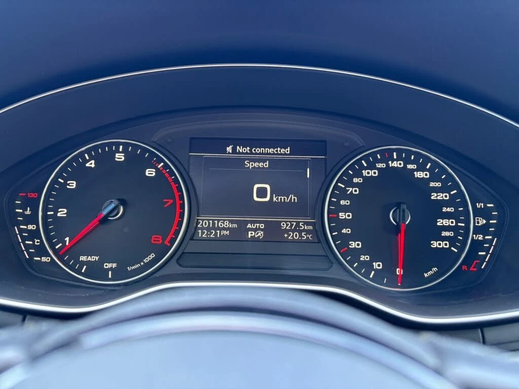Audi A4 Qauttro * АвтоКредит * (ЦЕНА ДО БГ), снимка 4 - Автомобили и джипове - 55657759