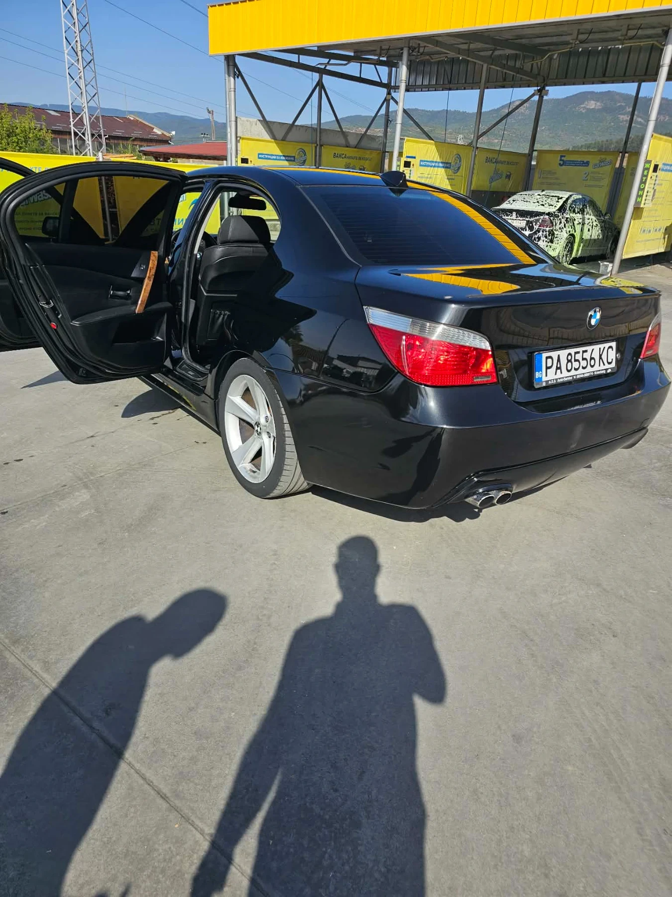 BMW 530, снимка 15 - Автомобили и джипове - 56111736