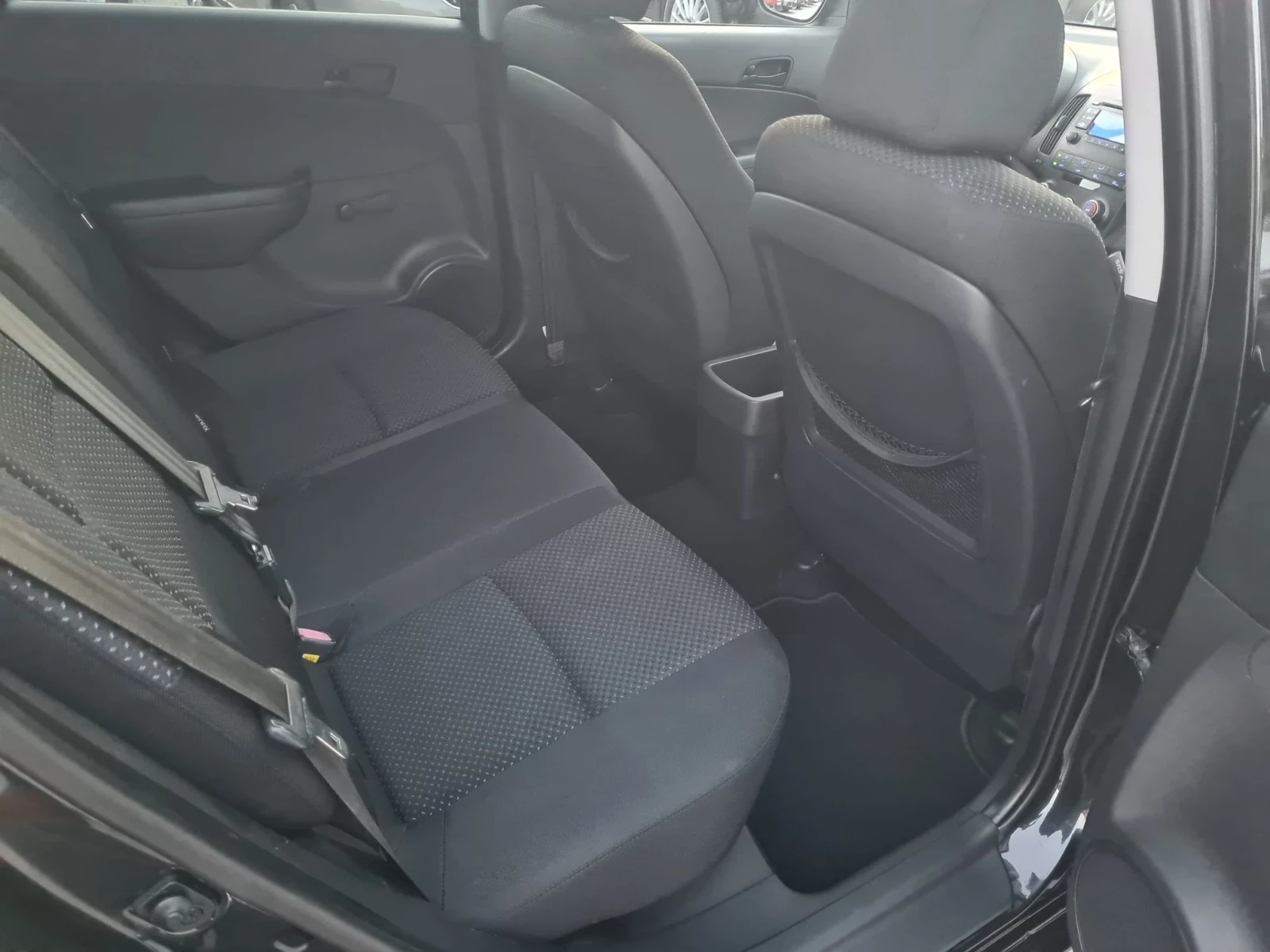 Hyundai I30 2.0i 16V 142p.s  SWISS  | Mobile.bg � ����������� 13