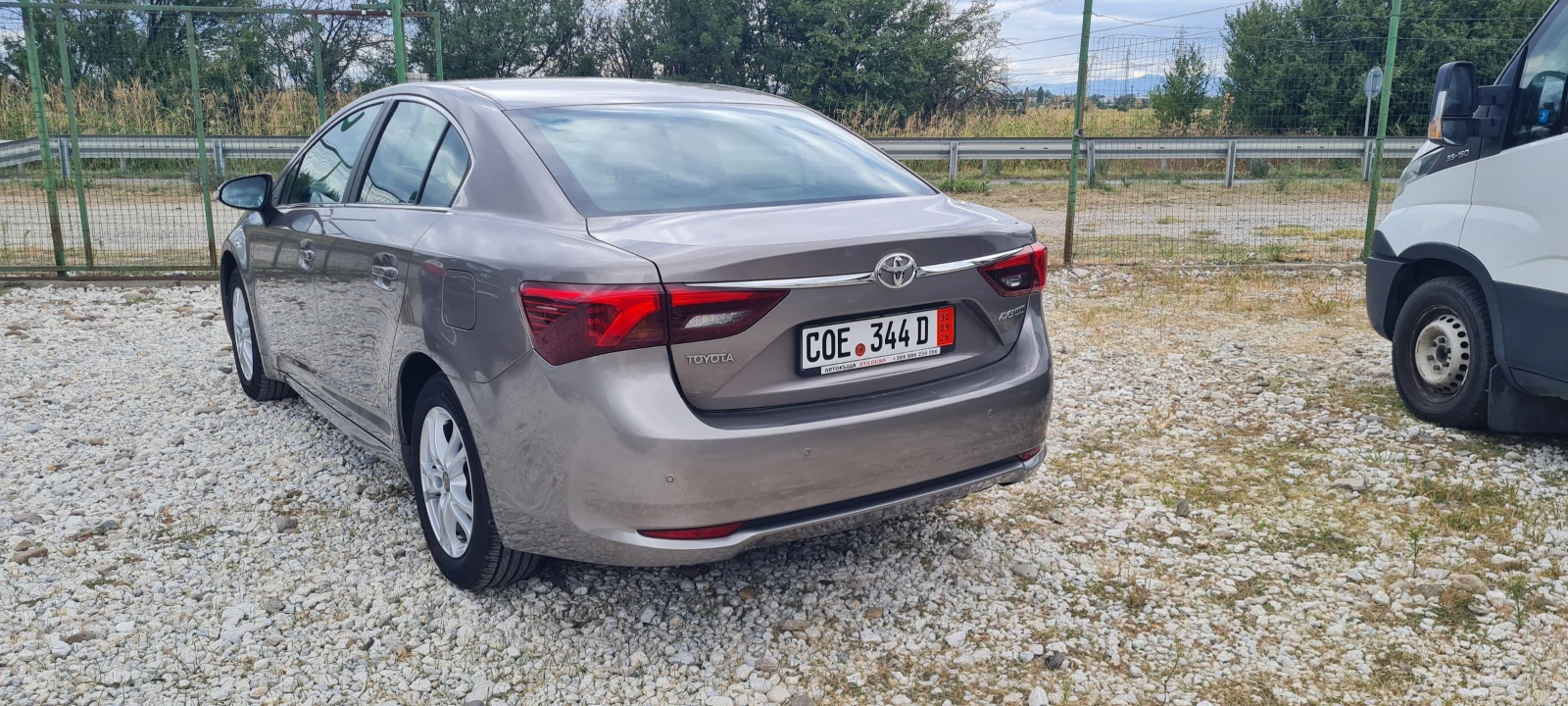 Toyota Avensis  T270 Limousine, снимка 4 - Автомобили и джипове - 56182391