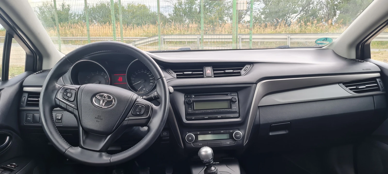 Toyota Avensis  T270 Limousine, снимка 7 - Автомобили и джипове - 56182391