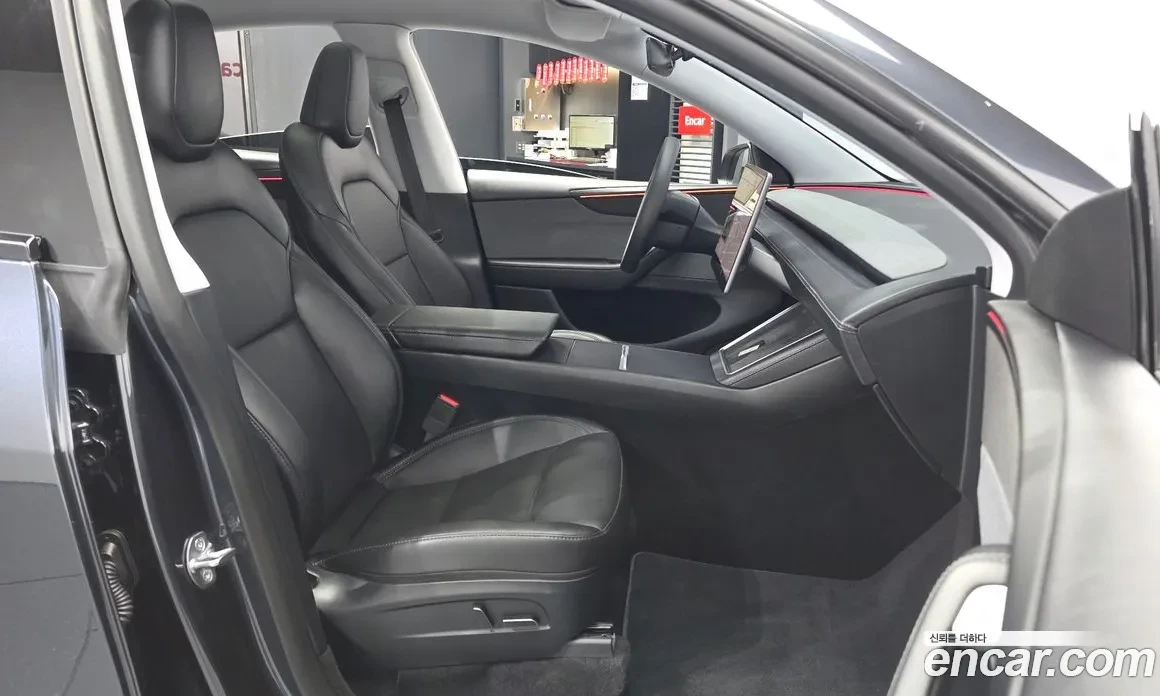 Tesla Model Y, снимка 11 - Автомобили и джипове - 56583359