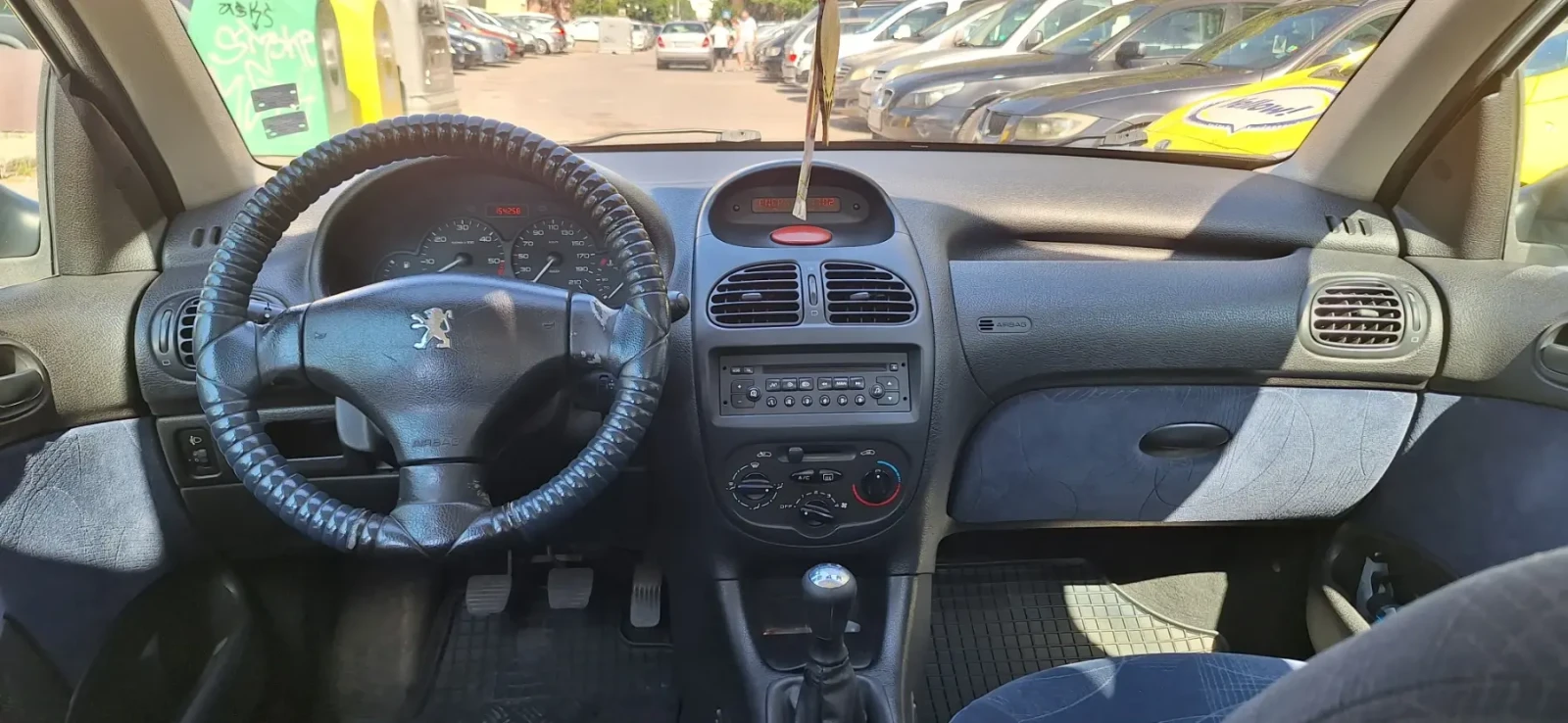 Peugeot 206 1.4 HDI, снимка 5 - Автомобили и джипове - 56601984