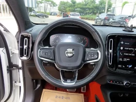 Volvo XC40 T4 R-Design, снимка 8