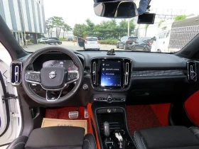 Volvo XC40 T4 R-Design, снимка 7