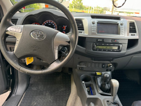 Toyota Hilux, снимка 11