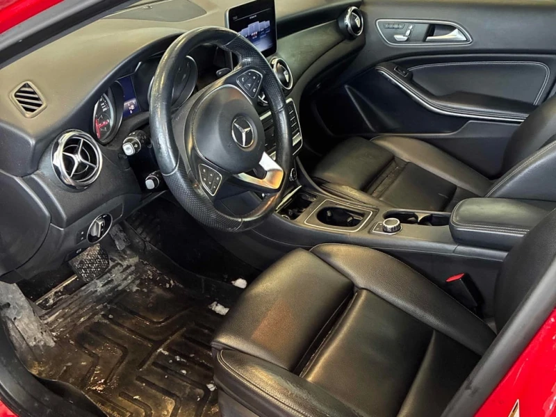 Mercedes-Benz GLA 250  CARFAX, снимка 5 - Автомобили и джипове - 53272545