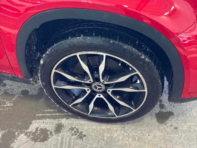 Mercedes-Benz GLA 250  CARFAX, снимка 7 - Автомобили и джипове - 53272545